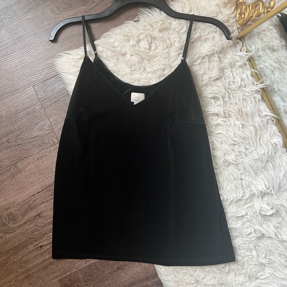 A new day medium black velvet tank top spaghetti strap adjustable v neck - Picture 5 of 7